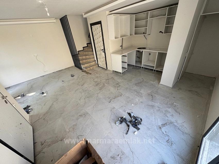 3+1 Villa With Garden For Sale In Gumuldur, 600 Meters From The Sea