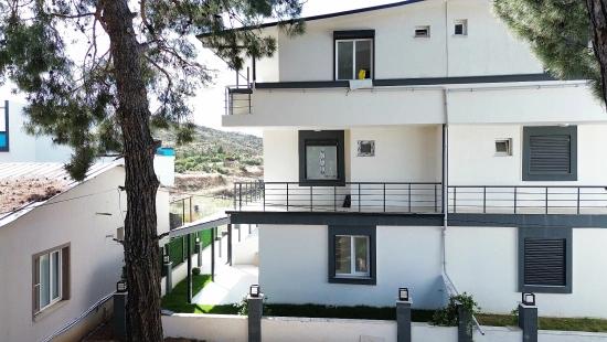 2+1 Garden Summer Villa For Sale In İzmir Seferihisar Doğanbey Payamlı