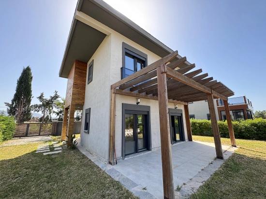 3+1 Detached Villa For Sale In Doğanbey, Seferihisar, İzmir