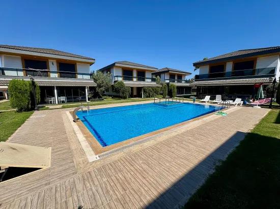 Seferihisar Doğanbey'de For Sale 3+1 Ultra Luxury Pool Villa
