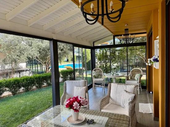 Seferihisar Doğanbey'de For Sale 3+1 Ultra Luxury Pool Villa
