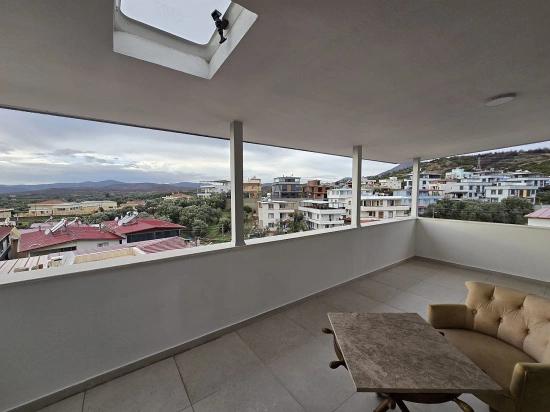 3+1 Summer Villa With Spacious Garden For Sale In Ürkmez, Seferihisar, İzmir