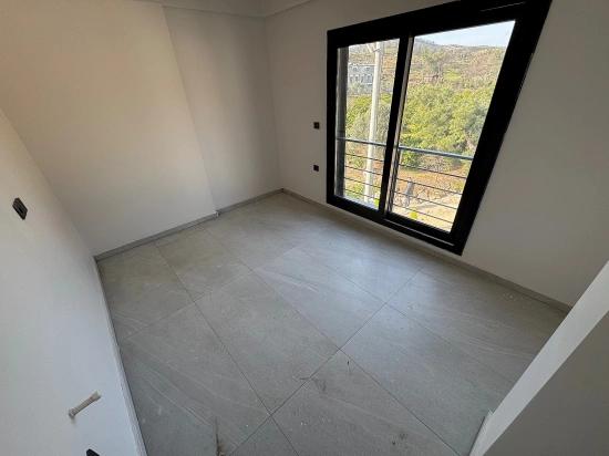 2+1 Summer House Villa With Garden For Sale In İzmir Seferihisar Doğanbey Payamlı