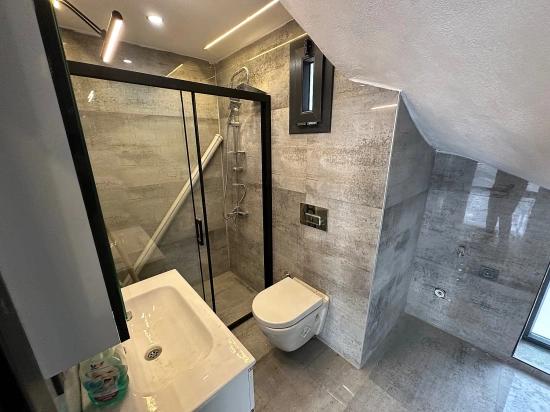 4+1 Detached House For Sale In Doğanbey, Seferihisar, İzmir, 280 M2.