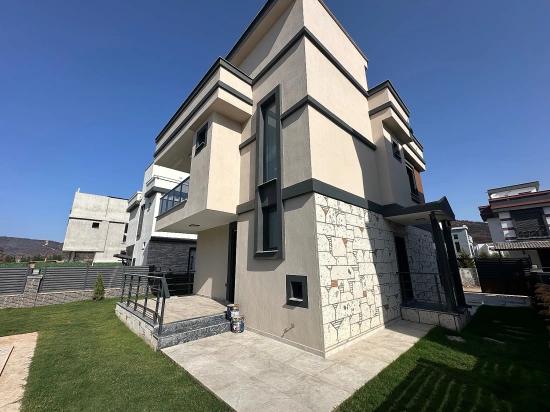 3+1 Detached Summer House With Garden For Sale In İzmir Seferihisar Doğanbey