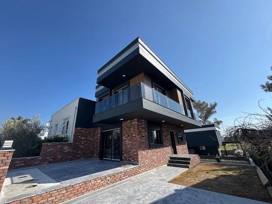 3+1 Garden Villa For Sale In İzmir Seferihisar Doğanbey