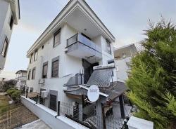 3+1 Duplex Apartment For Sale In İzmir Seferihisar Doğanbey Ürkmez Center