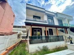 2+1 Summer Villa With Garden For Sale In İzmir Seferihisar Doğanbey