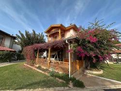 3+1 Villa For Sale In Seferihisar Ürkmez Site With Pool