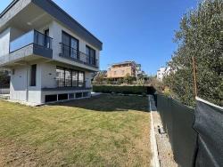 3+2 Summer Villa With Large Garden For Sale In İzmir Seferihisar Doğanbey
