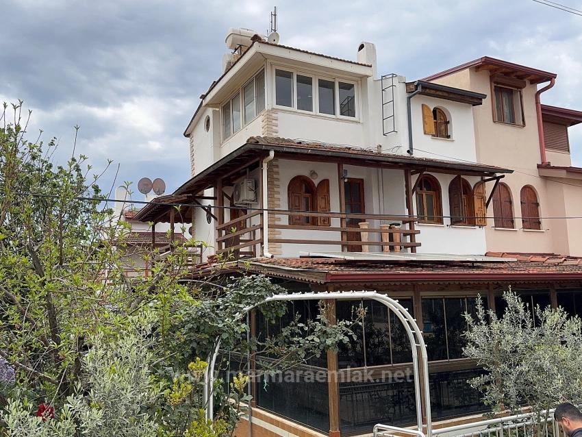 Для Продажи Вилла 4+1 в Cumhuriyet Seferihisar Doğanbey - 230 m²