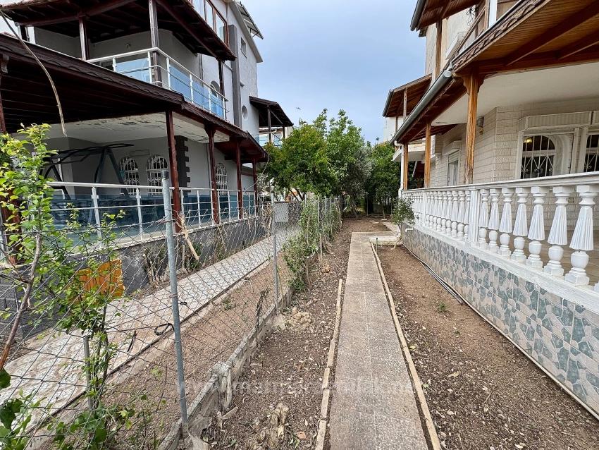 Продается Садовый Дом В Доганбее, Юркмезе, Сеферихисаре, Измире, 4+1 Спальни.