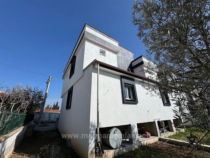 Вилла 2+1 С Большим Садом На Продажу В Измире, Сеферихисар Доганбей