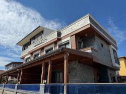 Продается Роскошная Вилла 3+1 В Сеферихисаре Уркмез, В 40 Метрах От Моря.