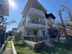 Для Продажи Вилла 2+1 в Cumhuriyet Seferihisar Doğanbey - 140 m²