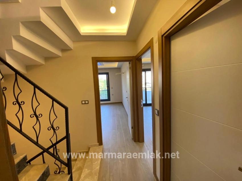 Для Продажи Вилла 3+1 в Hıdırlık Seferihisar - 160 m²