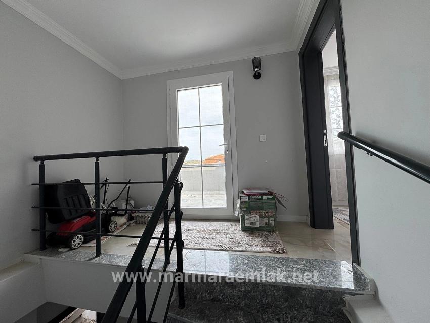 Для Продажи Вилла 3+1 в Payamlı Seferihisar Doğanbey - 160 m²