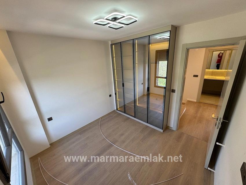 Для Продажи Вилла 3+1 в Cumhuriyet Seferihisar Doğanbey - 210 m²
