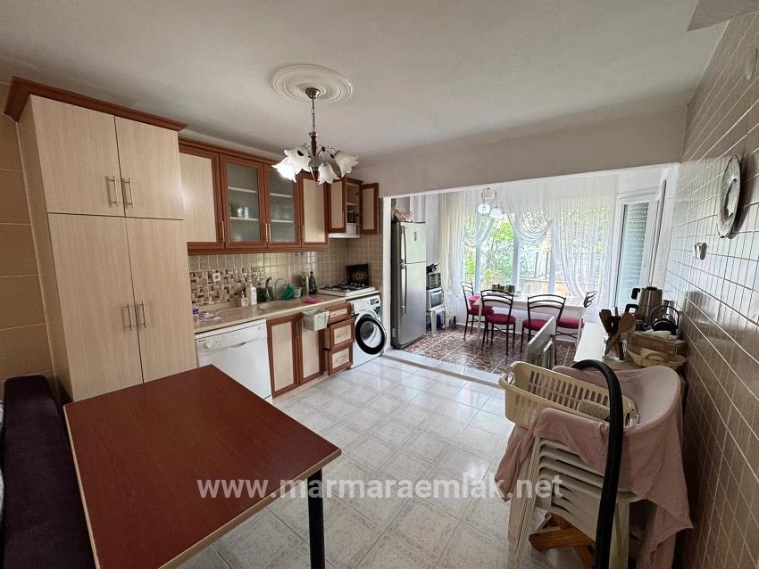 Для Продажи Вилла 3+1 в Cumhuriyet Seferihisar Doğanbey - 180 m²