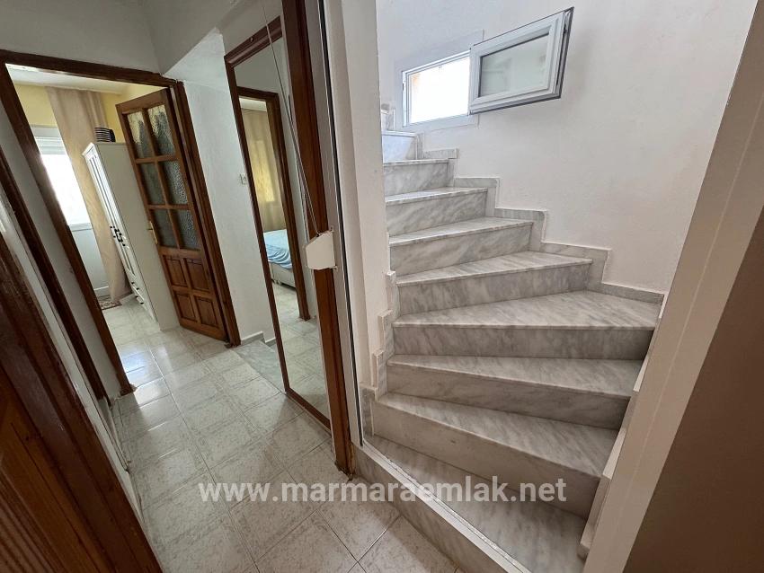Для Продажи Вилла 3+1 в Cumhuriyet Seferihisar Doğanbey - 180 m²