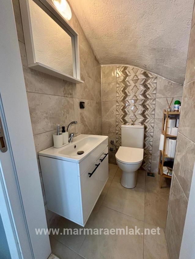 Для Продажи Вилла 3+1 в Cumhuriyet Seferihisar Doğanbey - 180 m²