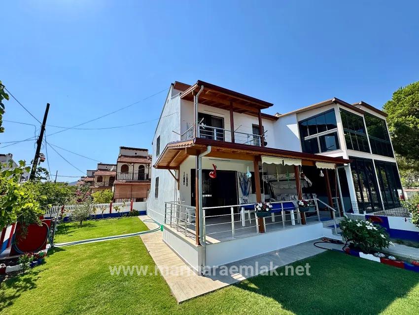 Для Продажи Вилла 3+1 в Cumhuriyet Seferihisar Doğanbey - 220 m²