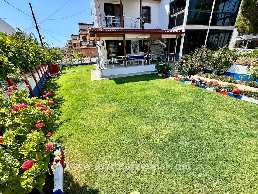 Для Продажи Вилла 3+1 в Cumhuriyet Seferihisar Doğanbey - 220 m²
