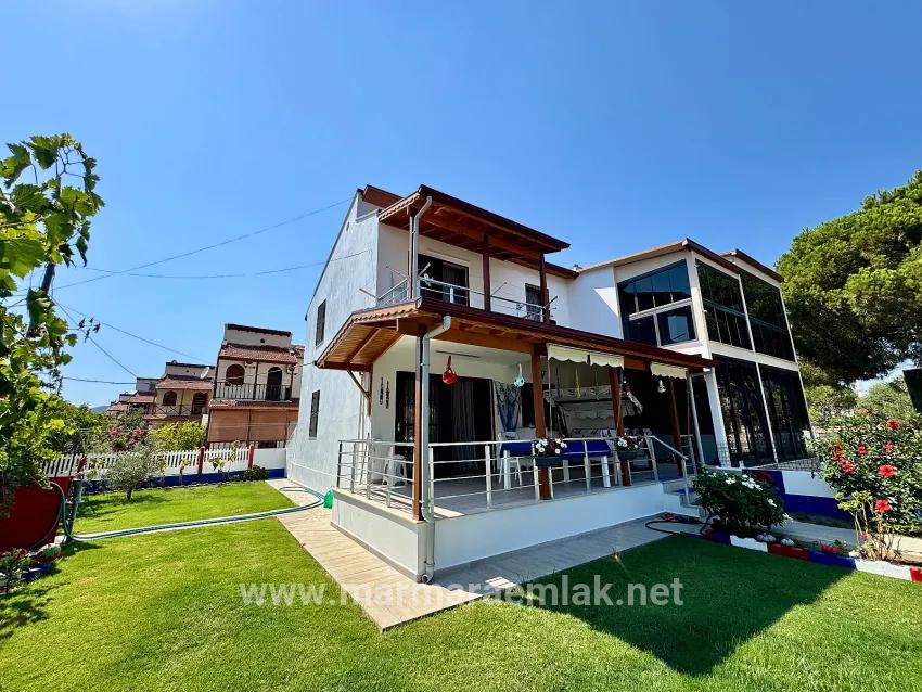 Для Продажи Вилла 3+1 в Cumhuriyet Seferihisar Doğanbey - 220 m²