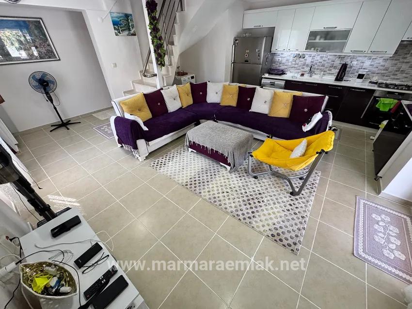 Для Продажи Вилла 3+1 в Cumhuriyet Seferihisar Doğanbey - 220 m²