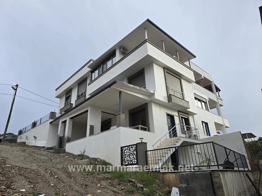 Для Продажи Вилла 3+1 в Mersin Alanı Seferihisar Ürkmez - 150 m²
