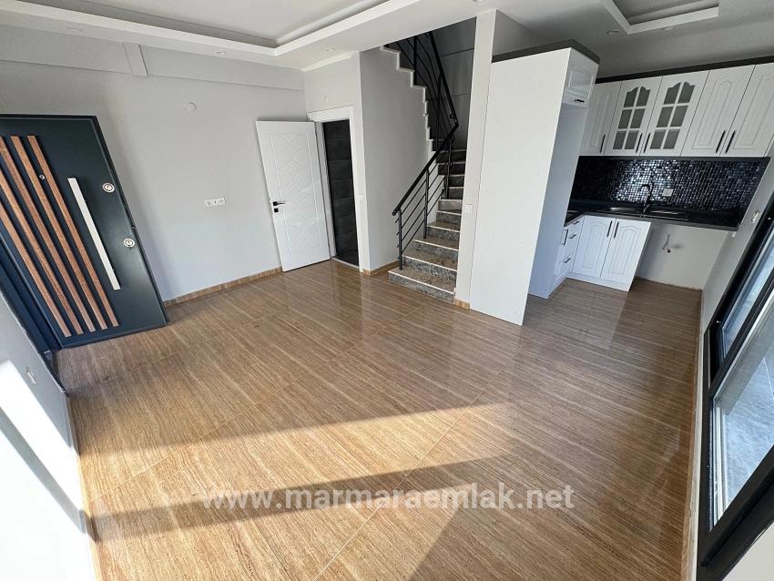Для Продажи Вилла 3+1 в Çukuraltı Menderes Özdere - 150 m²