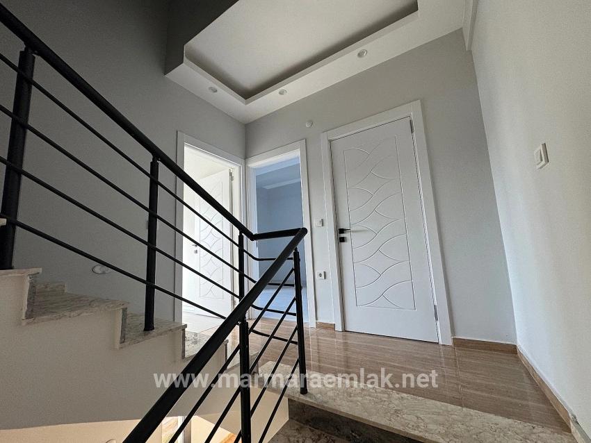 Для Продажи Вилла 3+1 в Çukuraltı Menderes Özdere - 150 m²