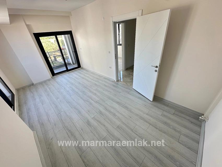 Для Продажи Семейный Дом 3+1 в Cumhuriyet Seferihisar Doğanbey - 160 m²