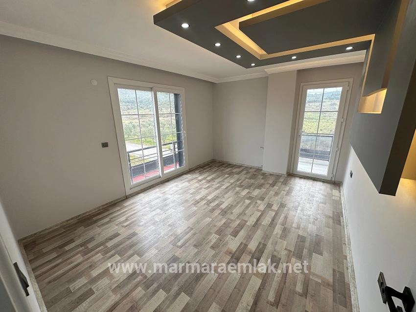 Для Продажи Семейный Дом 3+1 в Cumhuriyet Seferihisar Doğanbey - 300 m²