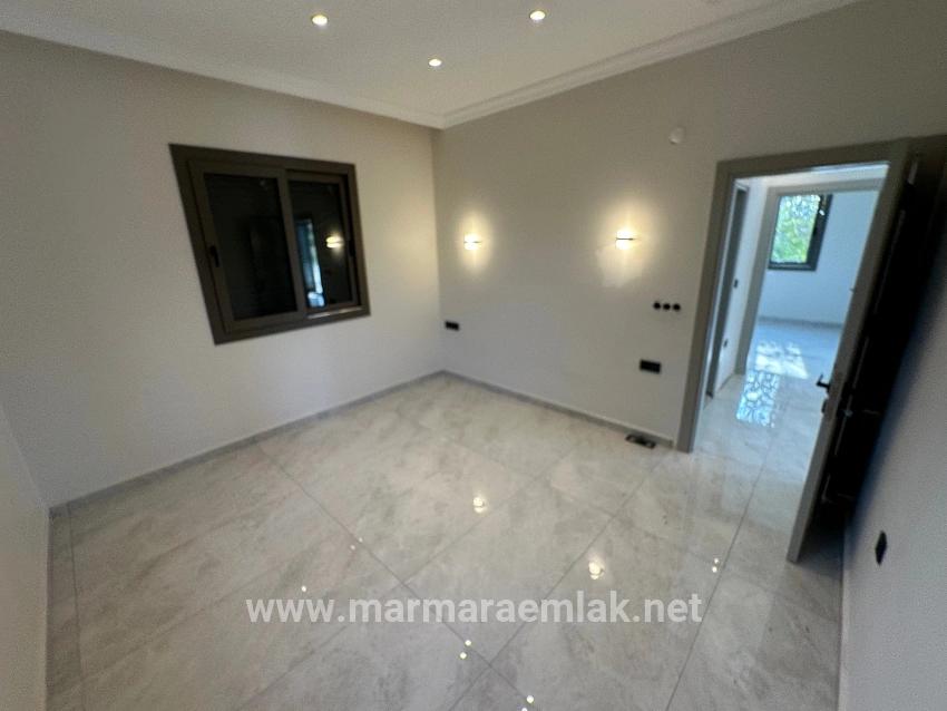 Для Продажи Семейный Дом 2+1 в Kavakdere Seferihisar - 120 m²