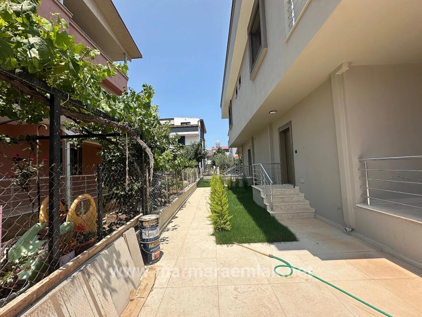 Для Продажи Вилла 2+1 в Payamlı Seferihisar Doğanbey - 140 m²