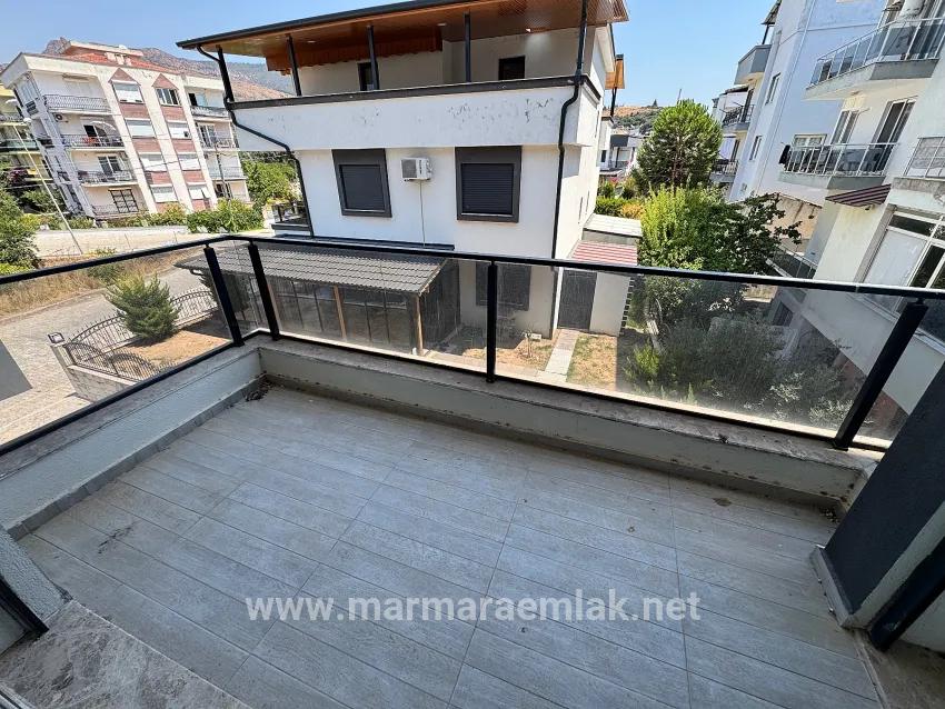 Для Продажи Квартира 3+1 в Mersin Alanı Seferihisar Ürkmez - 135 m²