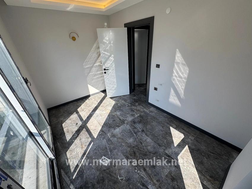 Для Продажи Вилла 3+1 в Cumhuriyet Seferihisar Doğanbey - 200 m²