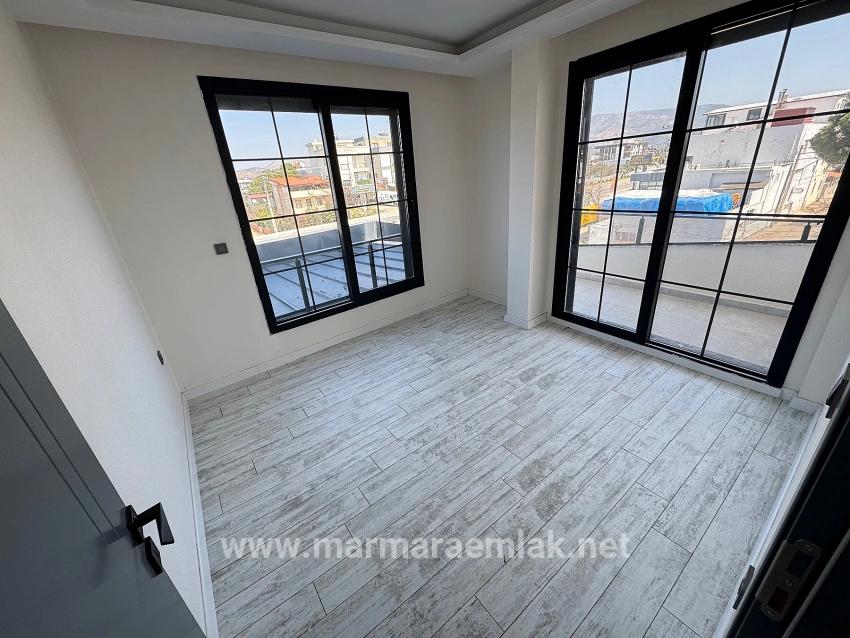 Для Продажи Квартира 1+1 в Payamlı Seferihisar Doğanbey - 70 m²