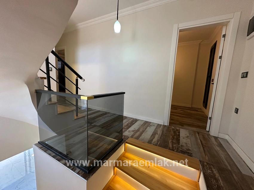 Для Продажи Вилла 4+1 в Bengiler Seferihisar Ürkmez - 240 m²