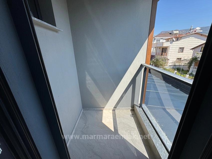 İzmir Seferihisar Ürkmez De Satılık Bahçeli 3+1 Villa Denize 40 Metre