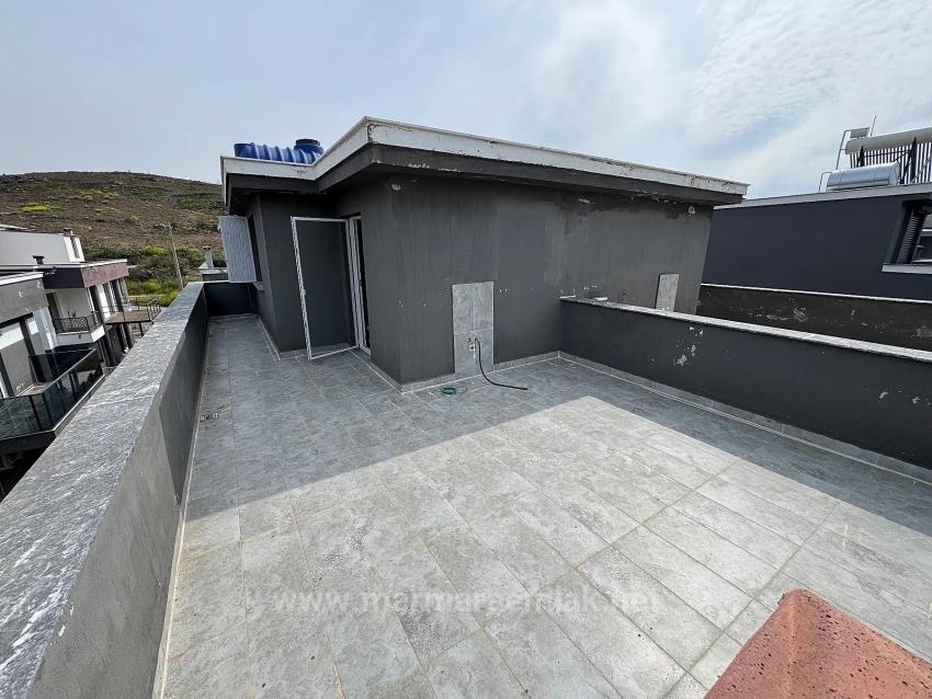 İzmir Seferihisar Doğanbey Payamlı Da Satılık 3+1 Bahçeli Yazlık Villa