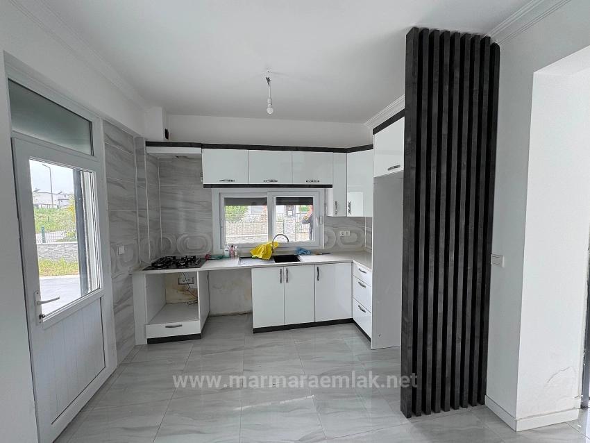 İzmir Seferihisar Doğanbey De Satılık Bahçeli 2+1 Yazlık Villa