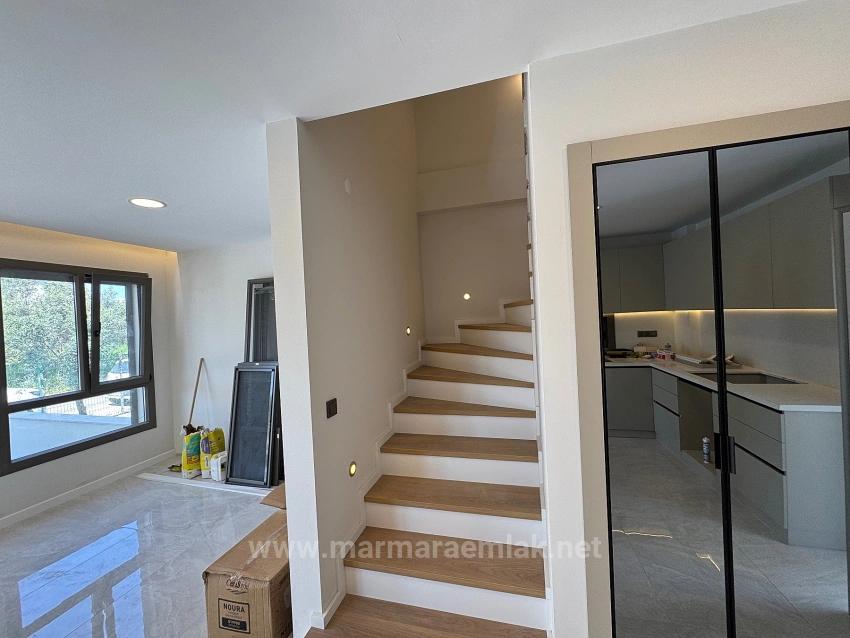 İzmir Seferihisar Doğanbey De Satılık 210M2 İçinde Tek Müstakil Villa