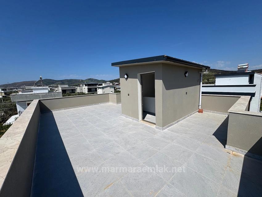 İzmir Seferihisar Doğanbey De Satılık 210M2 İçinde Tek Müstakil Villa