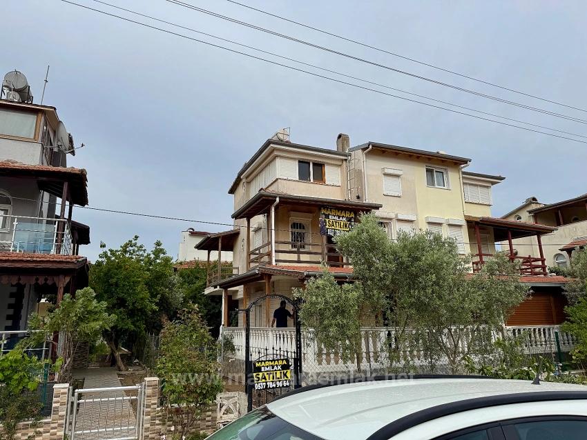 İzmir Seferihisar Ürkmez Doğanbey De Satılık Bahçeli Yazlık 4+1
