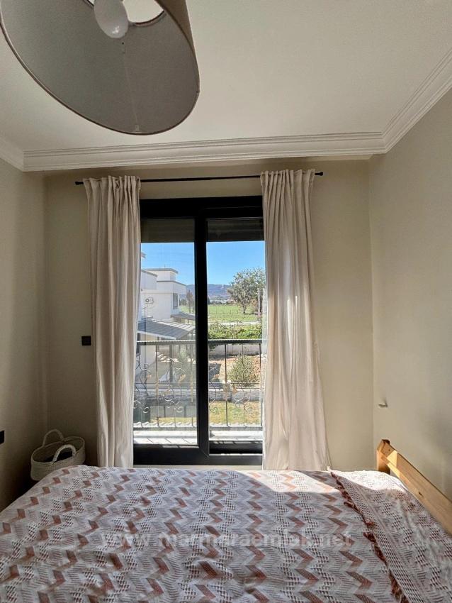 İzmir Seferihisar Doğanbey De Satılık Bahçeli 3+1 Yazlık Villa