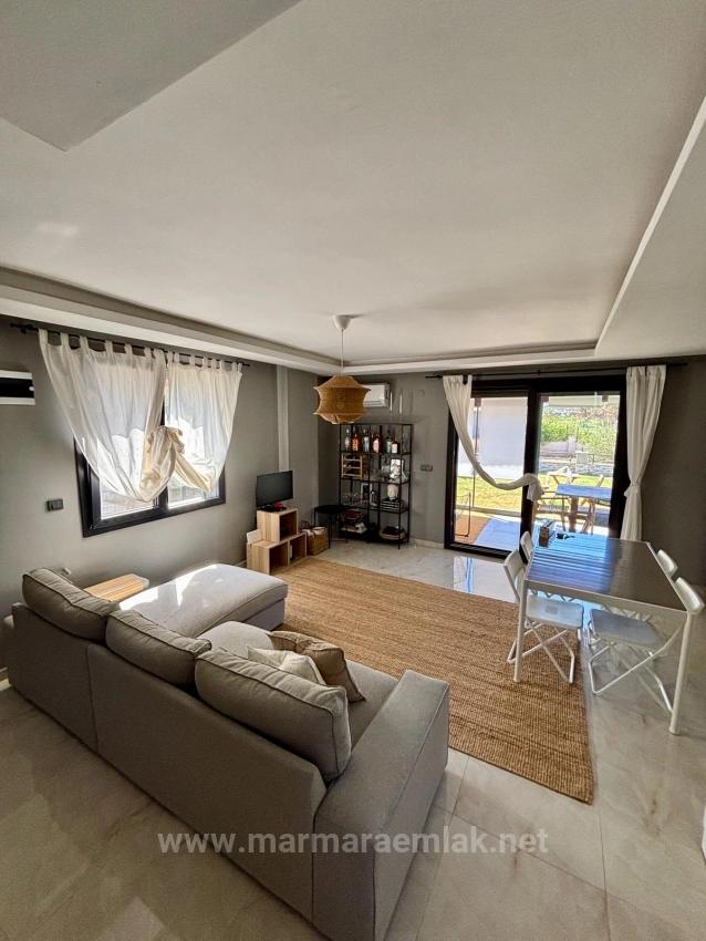 İzmir Seferihisar Doğanbey De Satılık Bahçeli 3+1 Yazlık Villa