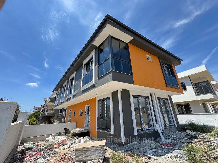 Seferihisar Çolak İbrahim Bey Mah. Satılık 3+1 Villa - 185 m²