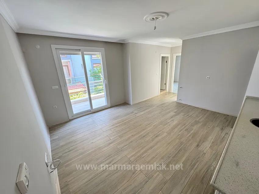İzmir Seferihisar Ürkmez'de Satılık 2+1 Daire Denize 450 Metre